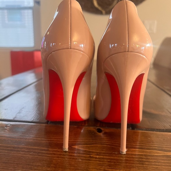 Louie Vuitton Red Bottoms - Picture 8 of 8